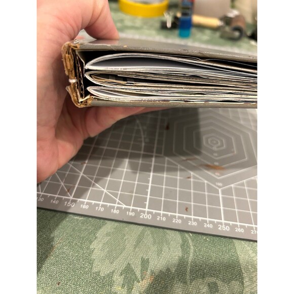 Junk Journal - All Men Are Liars - Picture 8 of 12